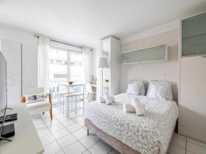 Studio with balcony & pool -Heart of Nice